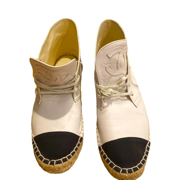 Chanel Leather Slouchy Sneaker-Style Espadrilles in Cream&Black Size IT41/US10.5 - Picture 1 of 6